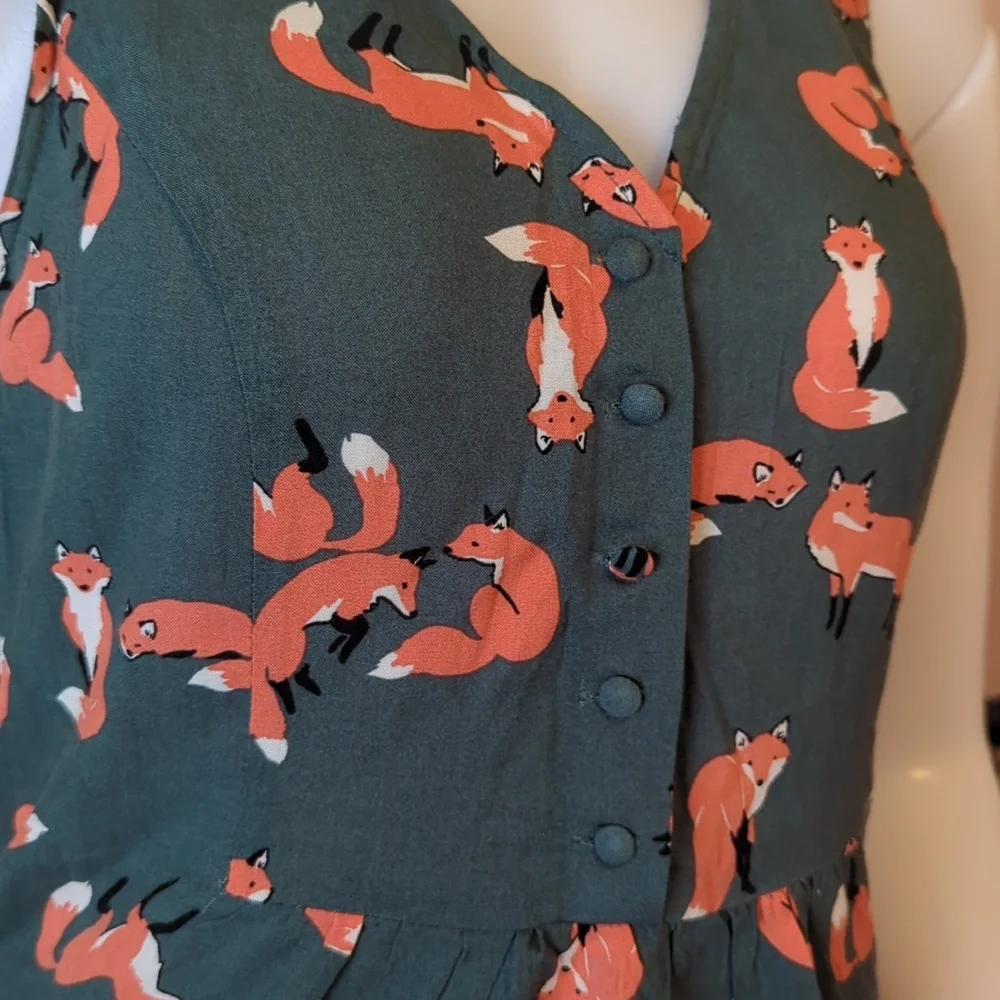 ModCloth Green Fox Sleeveless Top Size S - Picture 2 of 7